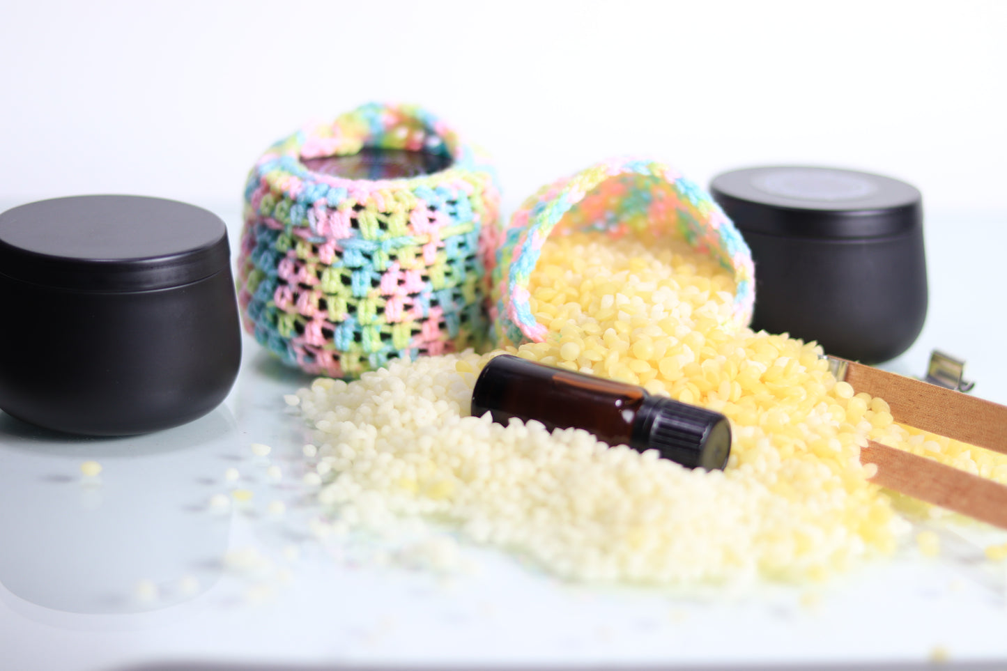 Be3 how to make beeswax candles!
Beeswax 250g 🐝
Our secret Fragrance Scented oil mixture is 10ml🍓🥥🍏🍊⚗️🧪
Get our white and yellow beeswax!
Pure 100% Yellow Natural Beeswax
Pure White Beeswax
3 candle jars