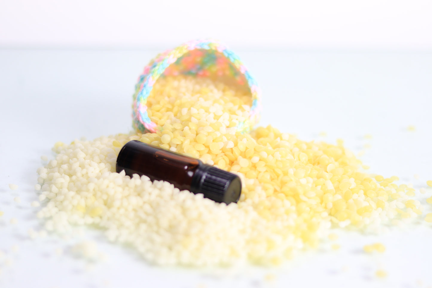 Be3 how to make beeswax candles!
Beeswax 250g 🐝
Our secret Fragrance Scented oil mixture is 10ml🍓🥥🍏🍊⚗️🧪
This candle making kit is excellent for reuse. Order our white and yellow beeswax!
Pure 100% Yellow Natural Beeswax
Pure White Beeswax